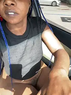 Ebony_Queeen