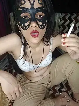Sexy_Hena_69