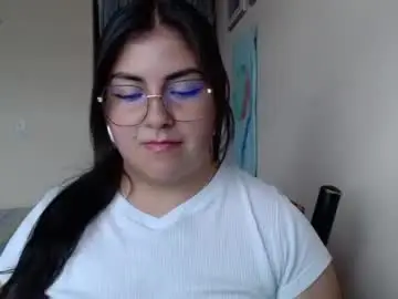 alejandraa_33