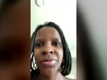 ebonypetite15