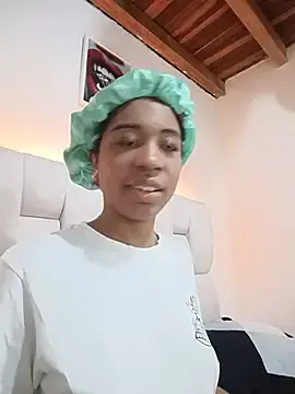 Zaira_Rose_